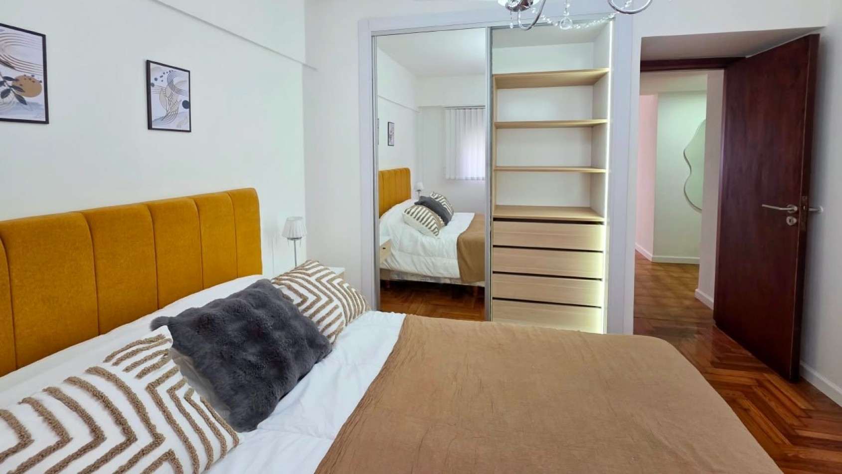 Departamento de 2 ambiente, al frente con balcon, y dependencia. Mar del Plata