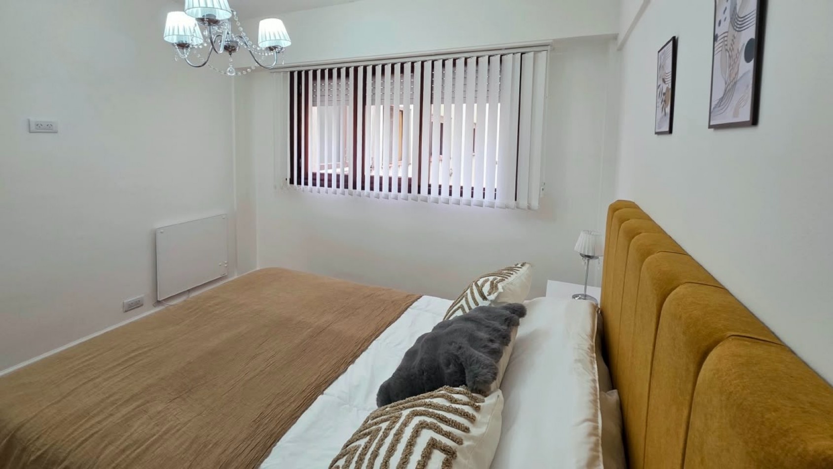 Departamento de 2 ambiente, al frente con balcon, y dependencia. Mar del Plata