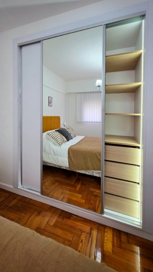 Departamento de 2 ambiente, al frente con balcon, y dependencia. Mar del Plata