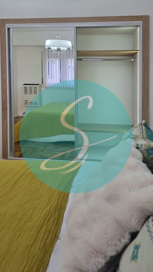 Departamento de 2 ambiente, al frente con dependencia, balcon y vista lateral al Mar