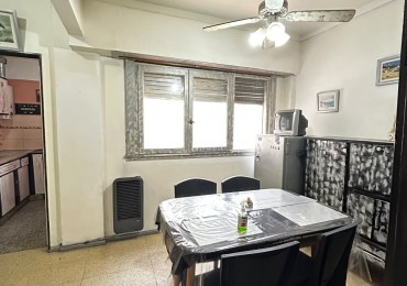 Departamento de 1 ambiente, Plaza Colon. Alquiler 24 meses.